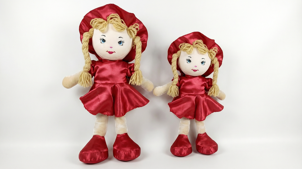 Poupée douce “Élisa” en tissu rouge