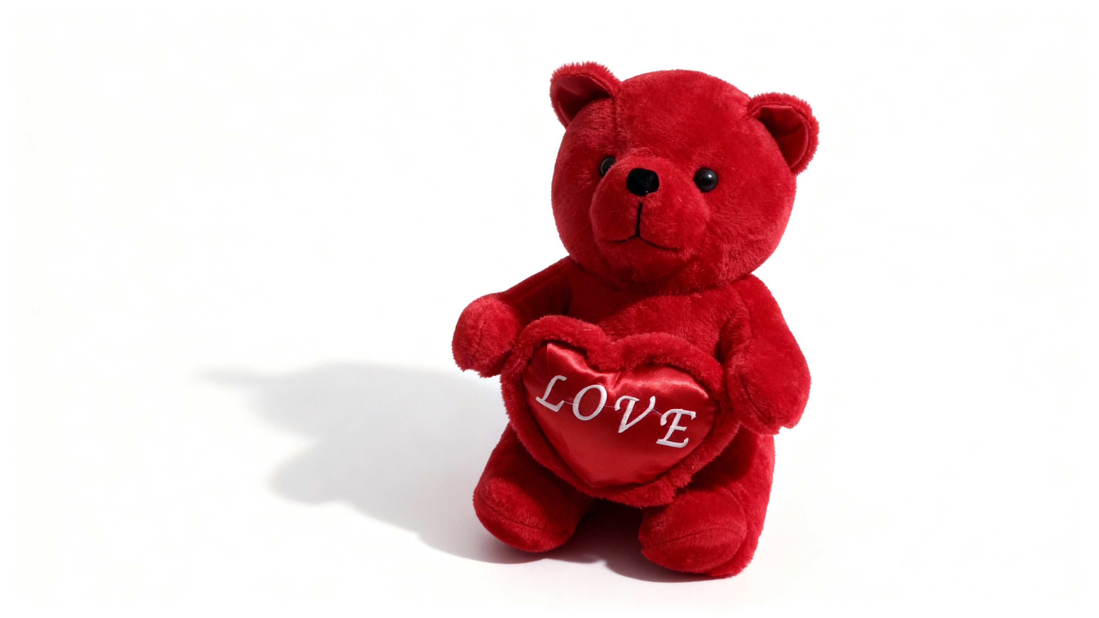 🧸 Ours en Peluche Rouge – Le Cadeau Parfait pour Petits et Grands
