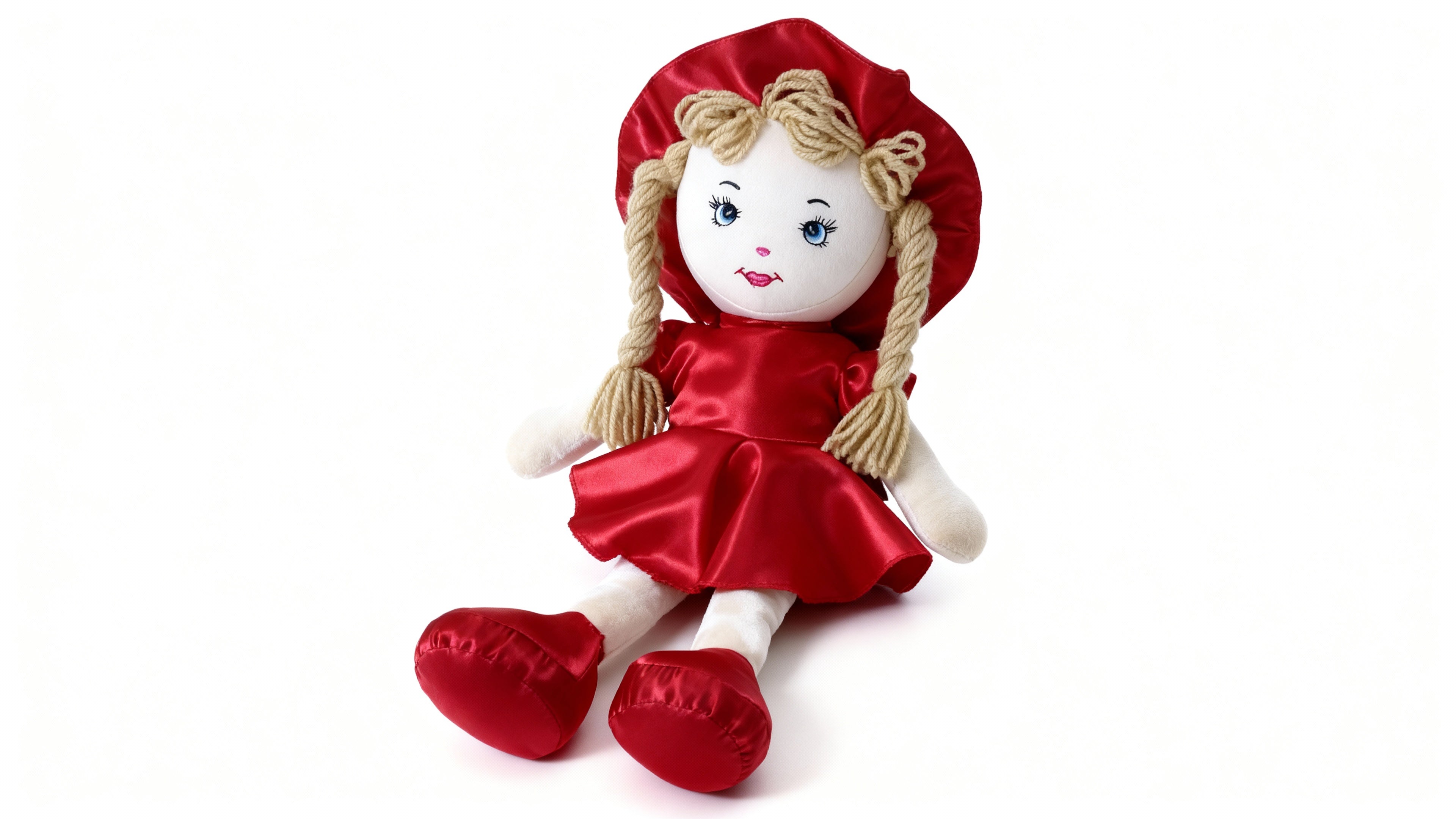 Poupée douce “Élisa” en tissu rouge